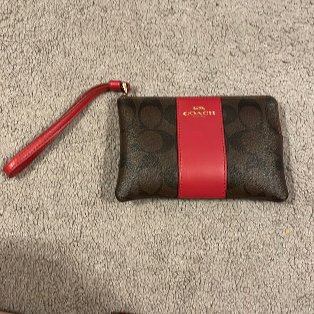 Coach wristlet brown and red